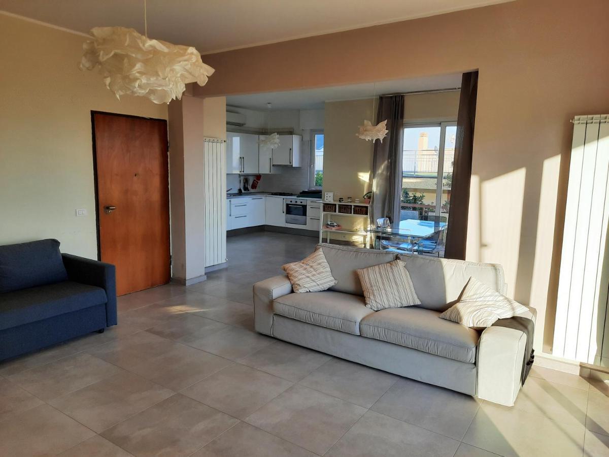 Casa Matilde - Appartamento Vista Mare - Con Posto Auto ฟีนาเลลีกูเร ภายนอก รูปภาพ