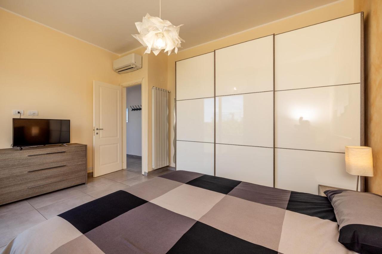 Casa Matilde - Appartamento Vista Mare - Con Posto Auto ฟีนาเลลีกูเร ภายนอก รูปภาพ
